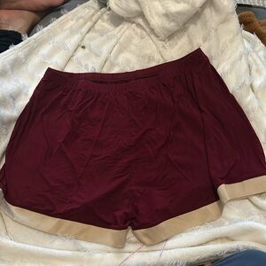 Maroon Shorts size L -‎ SHORTS #26